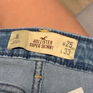 Hollister super skinny ripped jeans